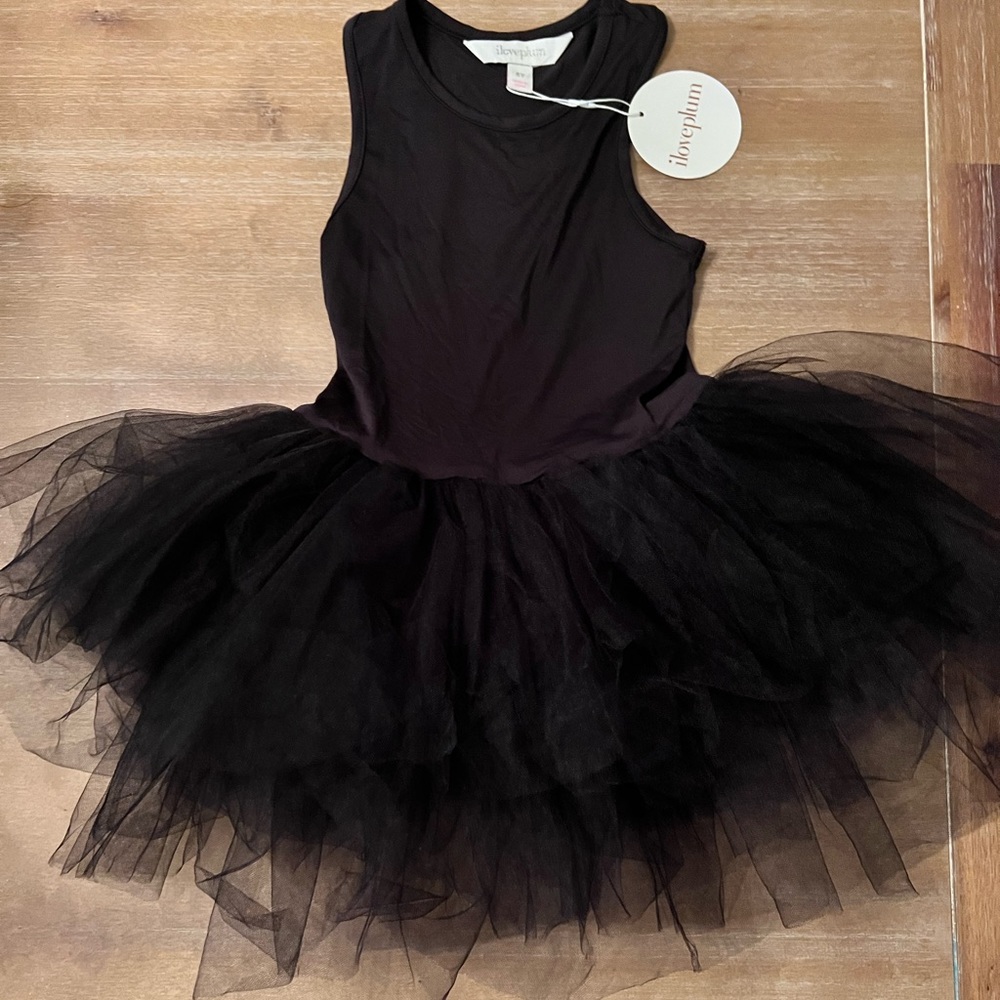 ILovePlum size 8 black tutu